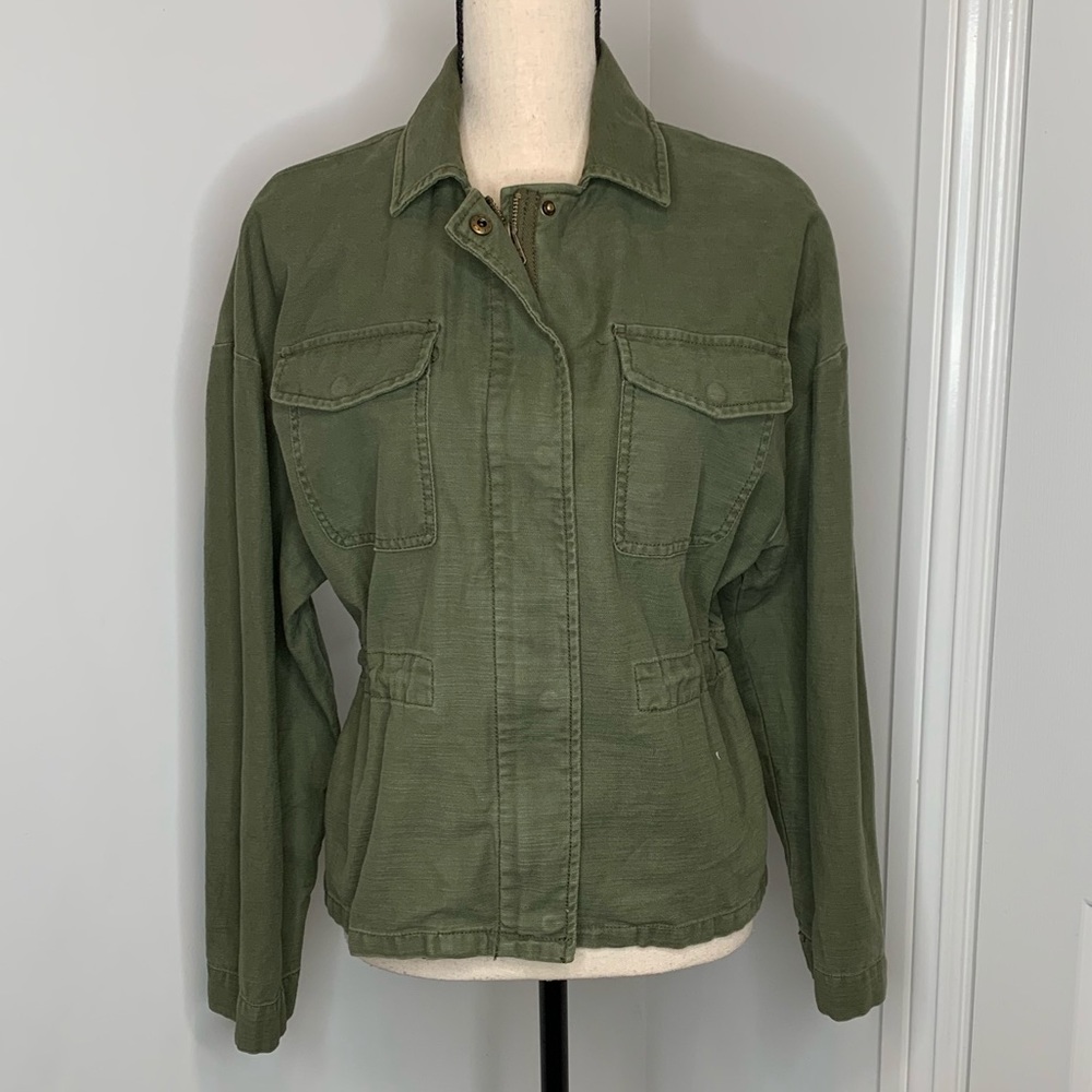 Cinched waist soft twill pocket jacket